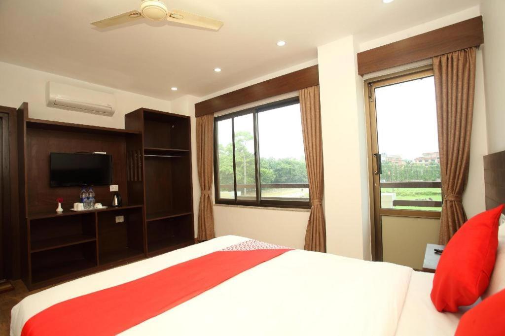 Oyo 525 Hotel Aloka Inn Rummindei Ngoại thất bức ảnh