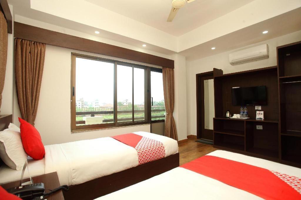 Oyo 525 Hotel Aloka Inn Rummindei Ngoại thất bức ảnh