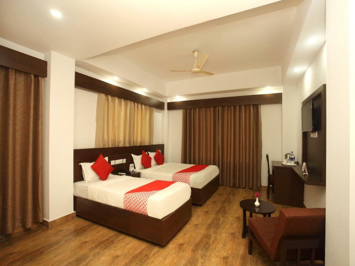 Oyo 525 Hotel Aloka Inn Rummindei Ngoại thất bức ảnh