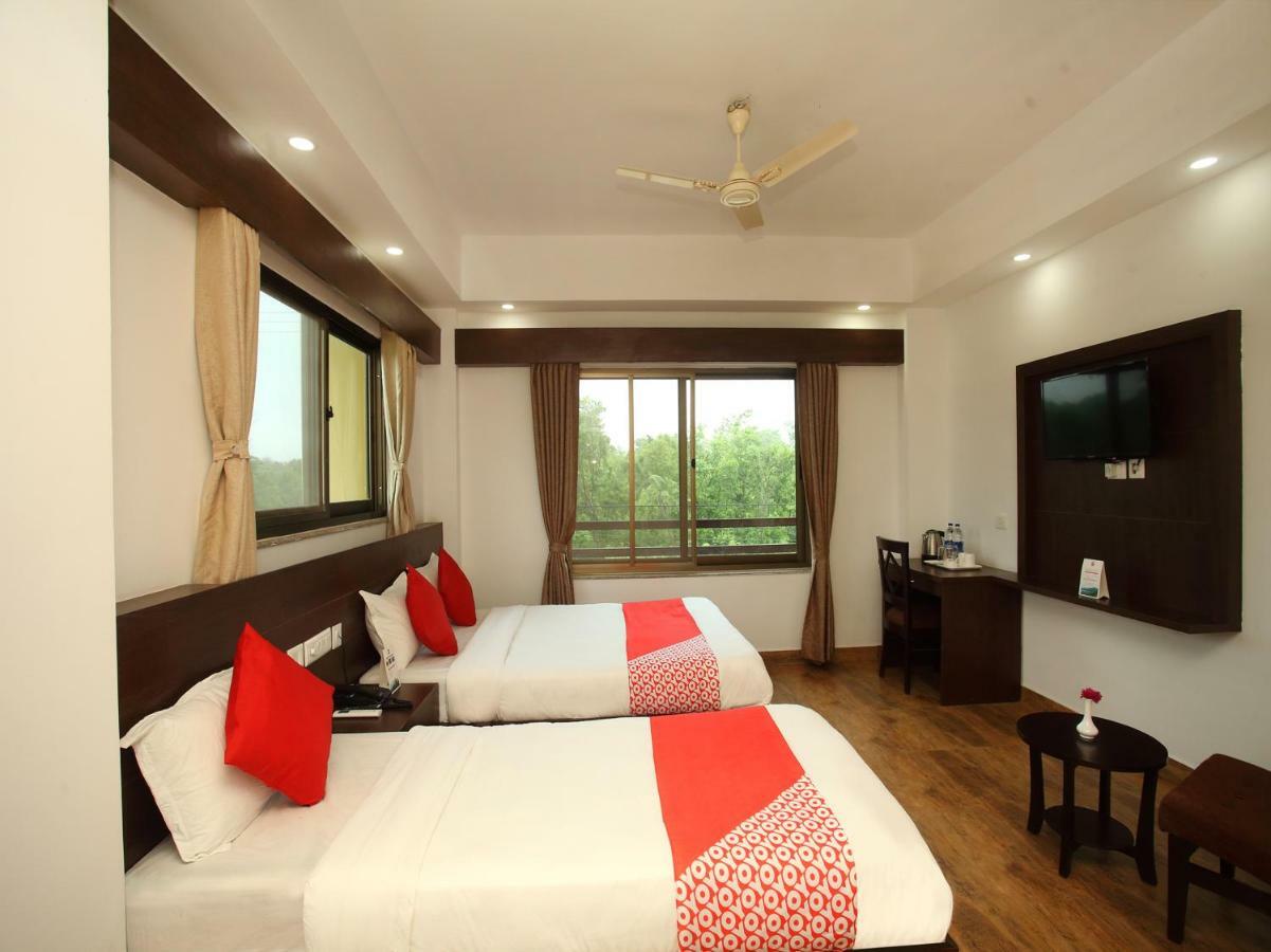 Oyo 525 Hotel Aloka Inn Rummindei Ngoại thất bức ảnh