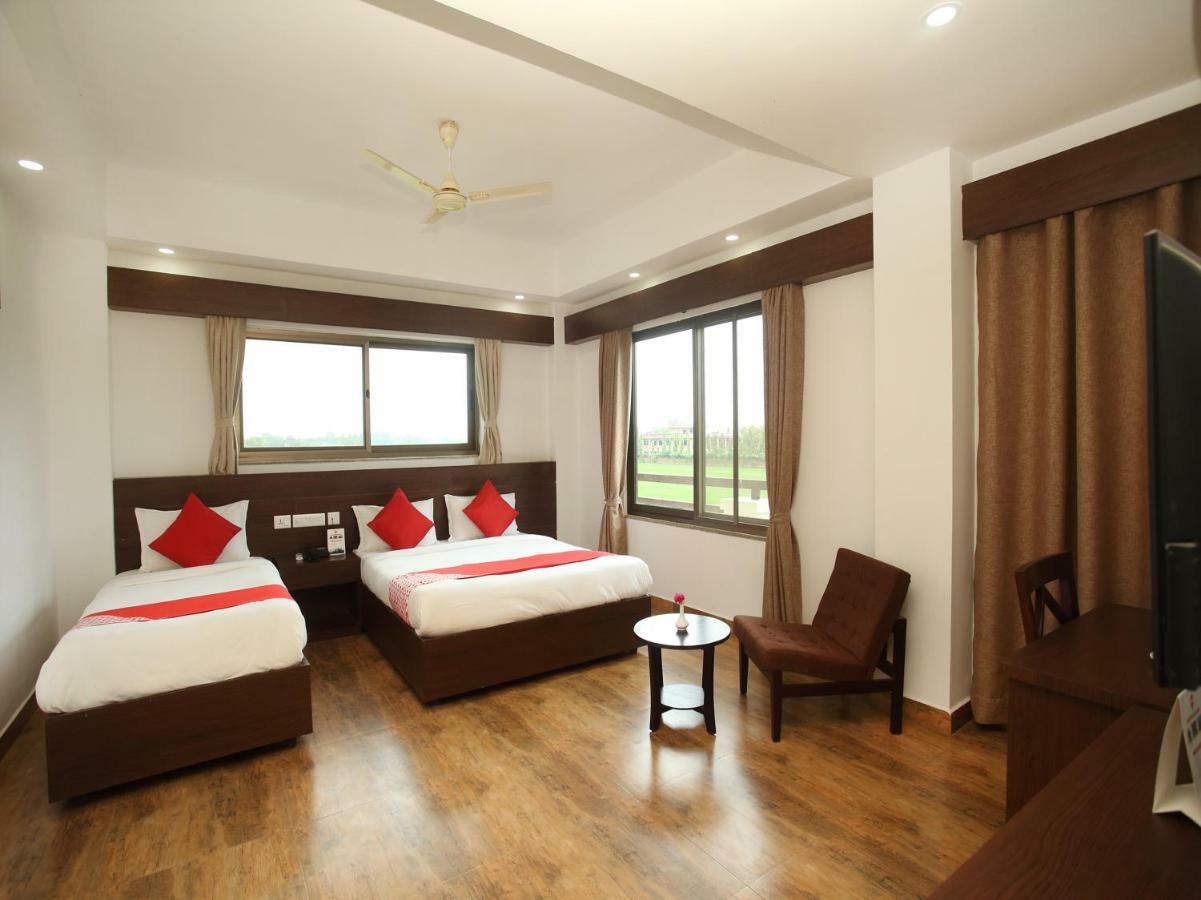 Oyo 525 Hotel Aloka Inn Rummindei Ngoại thất bức ảnh