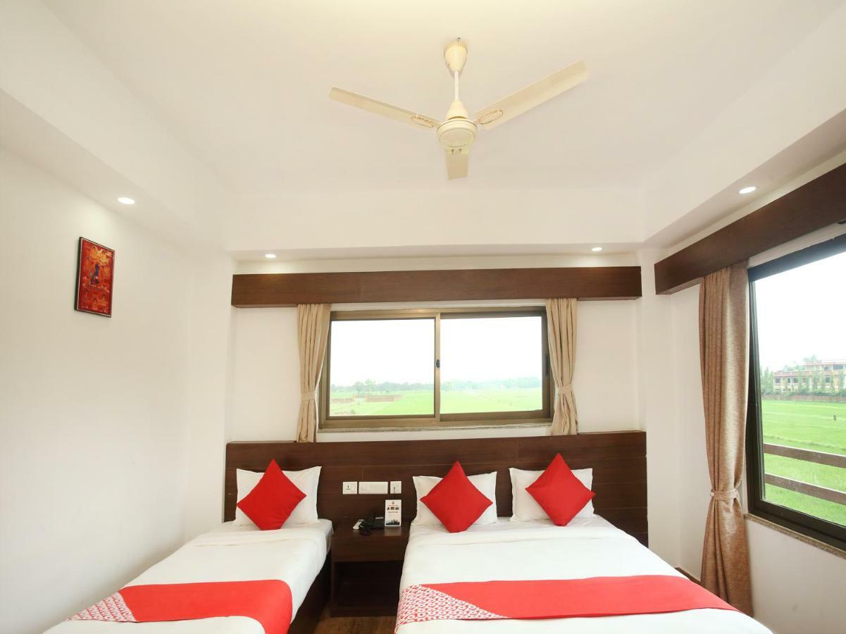 Oyo 525 Hotel Aloka Inn Rummindei Ngoại thất bức ảnh