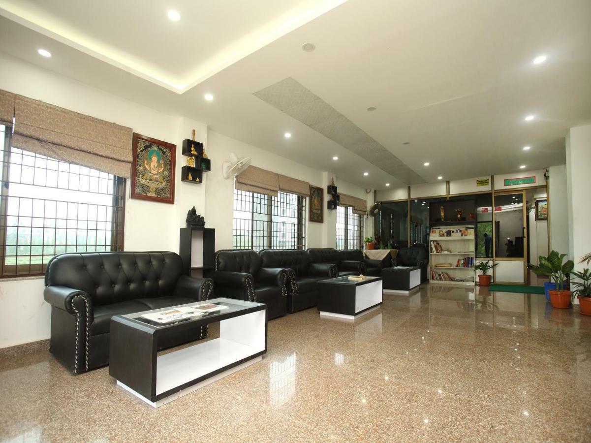 Oyo 525 Hotel Aloka Inn Rummindei Ngoại thất bức ảnh