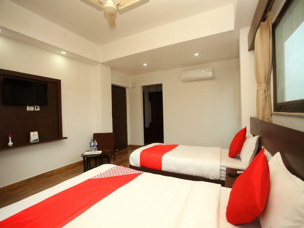 Oyo 525 Hotel Aloka Inn Rummindei Ngoại thất bức ảnh