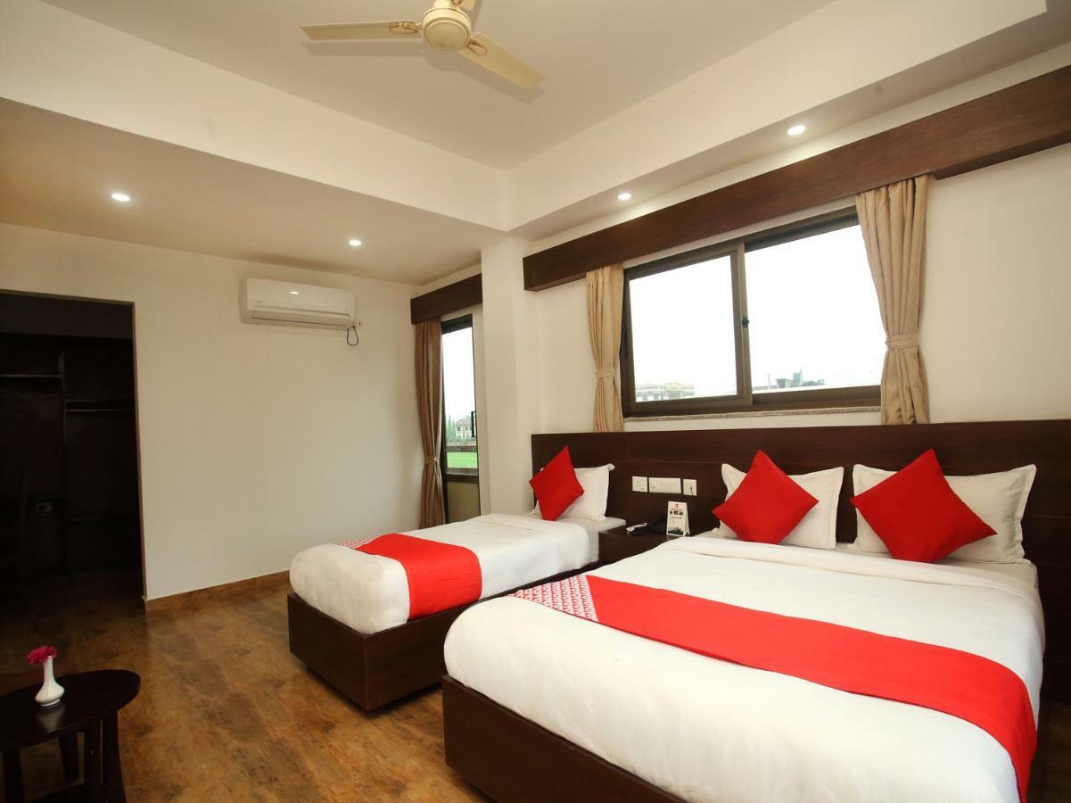 Oyo 525 Hotel Aloka Inn Rummindei Ngoại thất bức ảnh