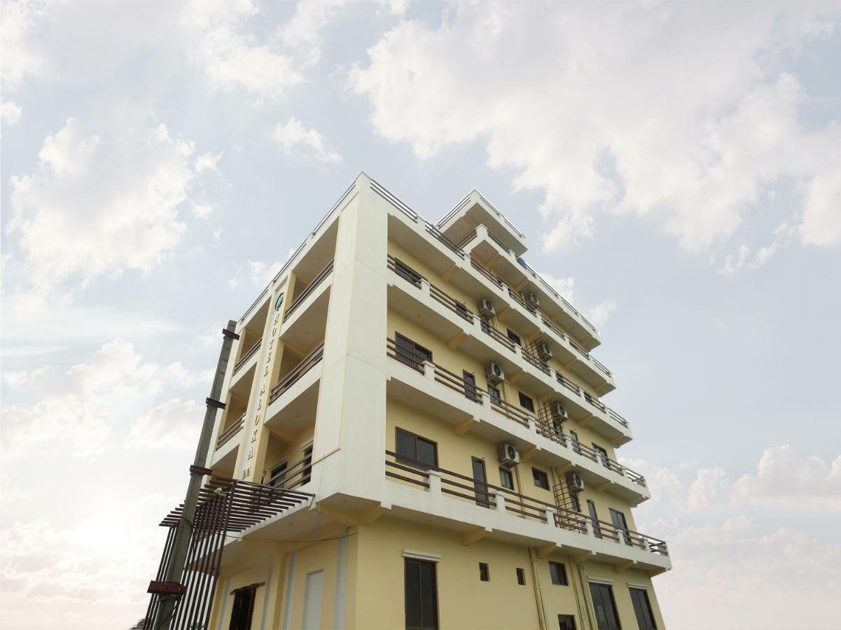 Oyo 525 Hotel Aloka Inn Rummindei Ngoại thất bức ảnh