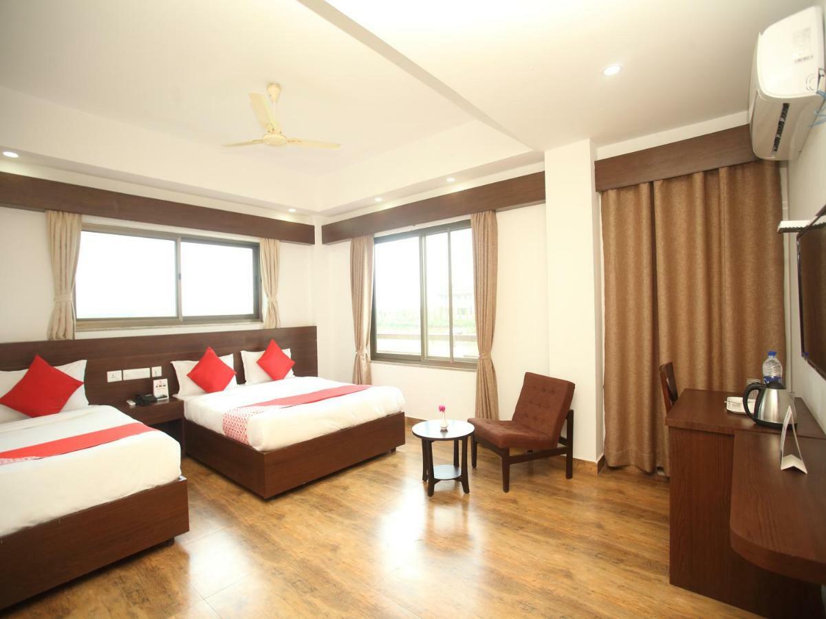 Oyo 525 Hotel Aloka Inn Rummindei Ngoại thất bức ảnh