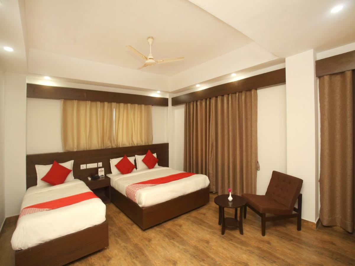 Oyo 525 Hotel Aloka Inn Rummindei Ngoại thất bức ảnh