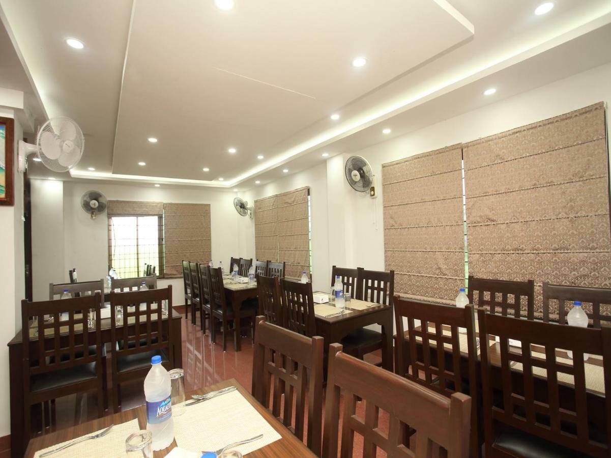 Oyo 525 Hotel Aloka Inn Rummindei Ngoại thất bức ảnh